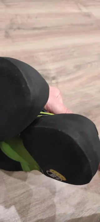 Pies de gato Ocun Havoc Talla 42. Sin estrenar.