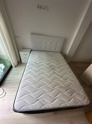 Cama canapé y colchón