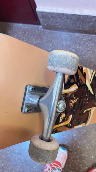 Patinete Skate con diseño de toro