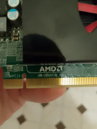 Tarjeta Gráfica AMD HD 8570 1GB gddr3