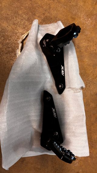 Estriberas Honda X-ADV 750