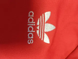Chaqueta Adidas Original Roja Talla M niño 11  -12