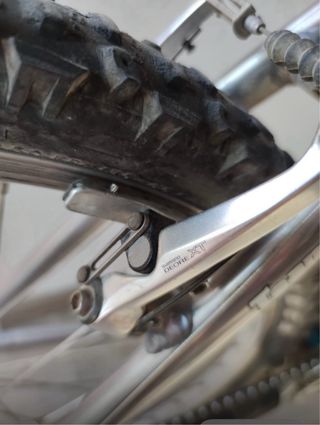 Bicicleta MTB + Casco + Bomba + Cámaras