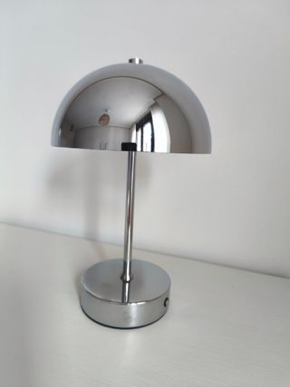 JYSK lampara a pilas tactil cromo nueva