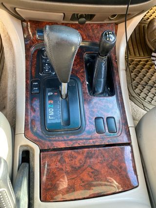 Toyota Land Cruiser 100 2001