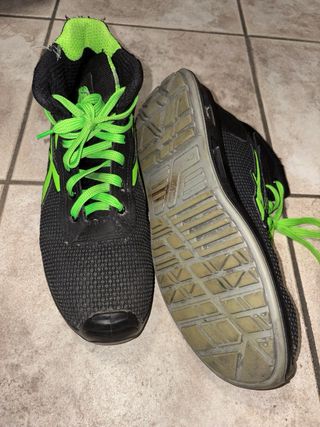 Scarpe U-Power antinfortunistiche nere e verdi