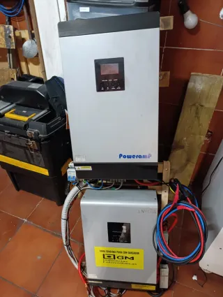 2 Inversores Poweramp 8000W Paralelo