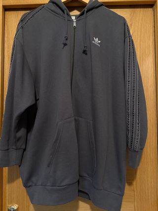 Chaqueta Adidas Gris con Cremallera