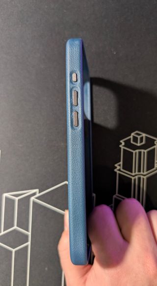 Capa Couro iPhone 15 Pro Max Azul