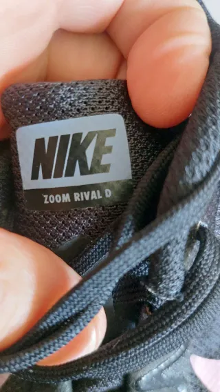 Zapatillas Nike Atletismo disponible talla 44 y 46