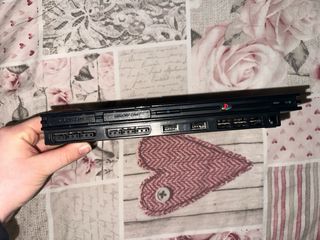 PlayStation 2 Slim  no accessori leggere