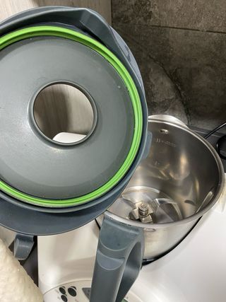 Thermomix TM31 con 2 vasos y accesorios