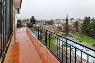 Chalet en venta en Huétor Vega