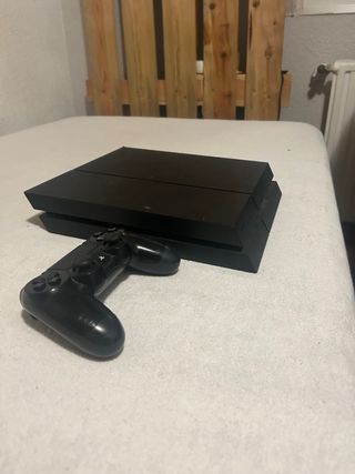 PS4 (PlayStation 4) Nera