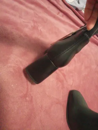 Botines negros tacón