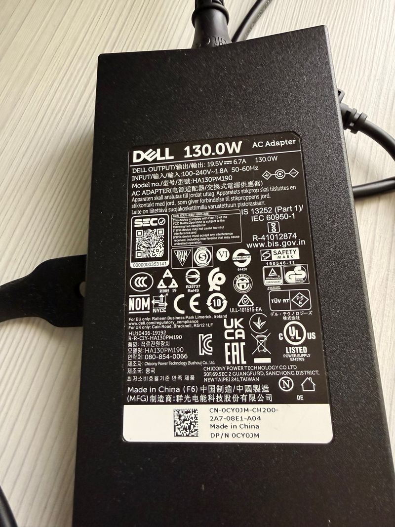 Cargador Dell 130W AC Adapter afbeelding 2