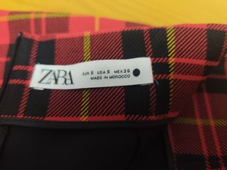 Falda Zara cuadros escoceses Talla S