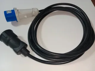 Adaptador Cetac 16A Macho a Schuko 4m