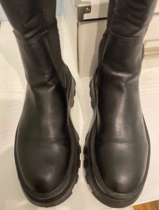 Botas altas negras