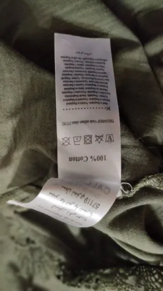 T-shirt donna verde con pizzo