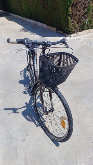 Bicicleta de paseo mujer con cesta incluida