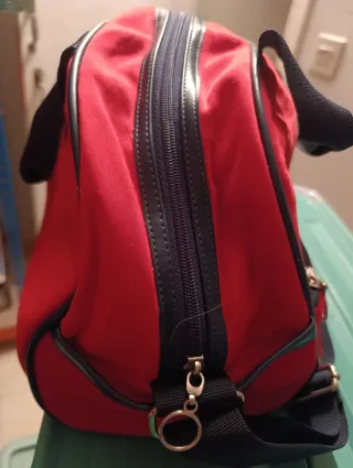 Bolso deportivo rojo