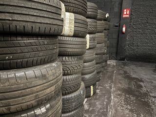 Se vende 50 juegos de neumáticos todos los tamaños