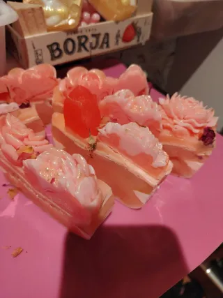 Jabón Artesanal Rosas y Almendras