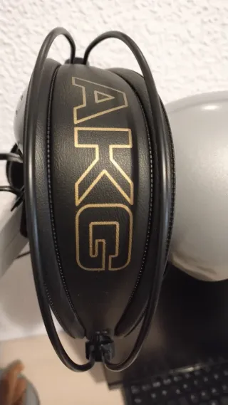 Auriculares AKG K240 STUDIO. Sonido profesional.