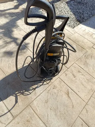 Hidrolimpiadora a presión (similar a Kartcher)