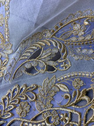 Manteletas 100-110 Doradas Adulta