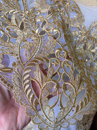 Manteletas 100-110 Doradas Adulta