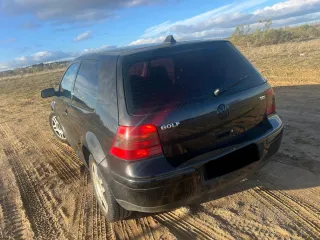 Volkswagen Golf 2003