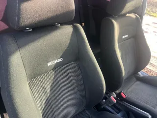 Volkswagen Golf 2003