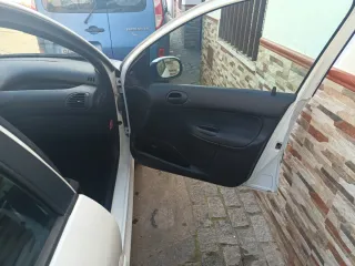 Peugeot 206 2003
