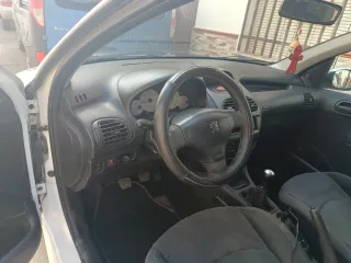 Peugeot 206 2003