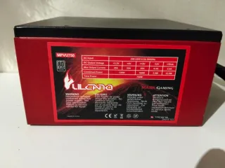 Fuente de Alimentación Gaming 750W Roja