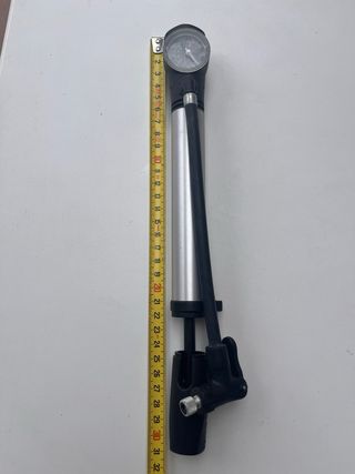 Bomba de Aire para Bicicleta con Manómetro