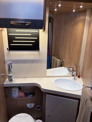 Alquiler autocaravana 5 plazas