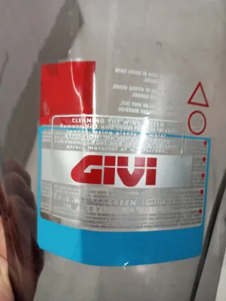 Cúpula Givi para Scooter