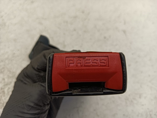 ENGANCHE CINTURON TRASERO IZQUIERDO PEUGEOT 206 K