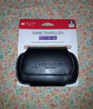 NUEVO. Funda PSP GO N1000 Game Traveller Negra