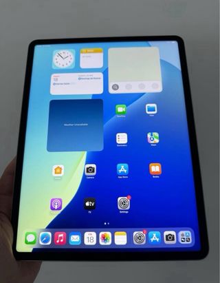iPad Pro 12.9 M2 6ta Generación Plata COMO NUEVO