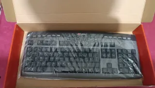 Labtec Power Wireless Desktop Plus Tastiera e Mouse