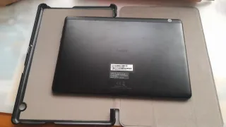 Tablet Huawei Mediapad T5. PARA REPARAR