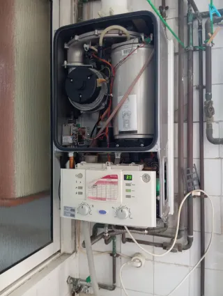 Lampista, urgencias 631104690