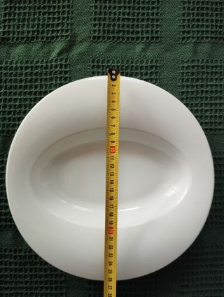 Plato ovalado Porvasal de porcelana 27cm