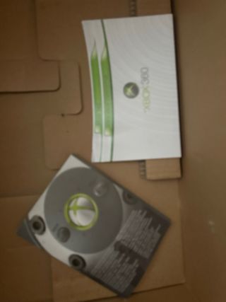 Volante Xbox 360 con pedales y 2 mandos y 11 juego