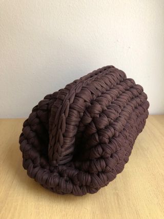 Borsa fatta a mano all’uncinetto