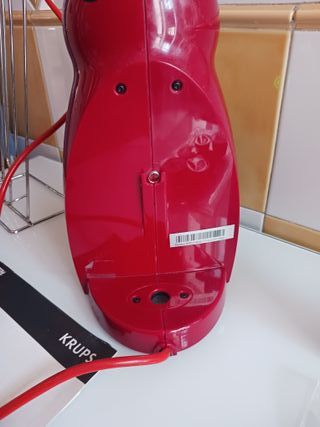 Cafetera Dolce Gusto DeLonghi.